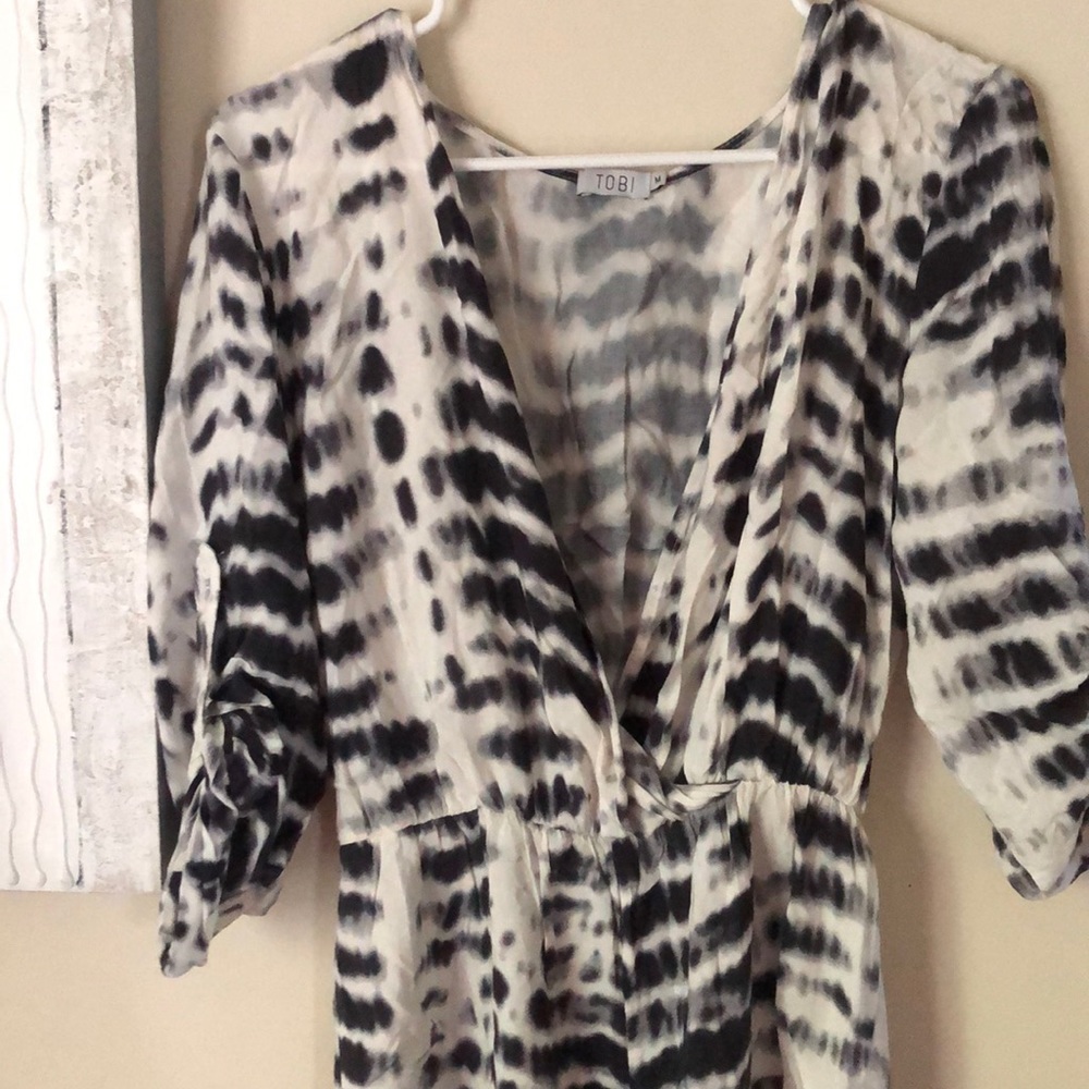 Romper - Picture 2 of 3